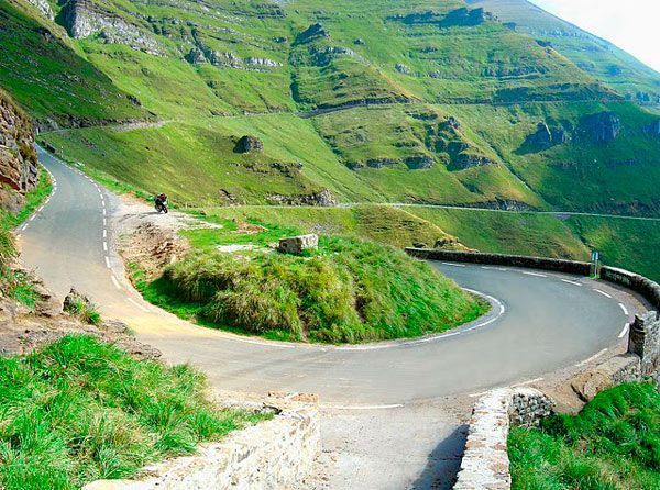 motoeventstours's tweet photo. Quieres ver lo mejor de Asturias y Picos de Europa? Una ruta que no aparece en guías o webs! Semana inolvidable de moto del 17 al 23 del 8. + info: DM a @AMMototours o @motoeventstours, o bien +34637314834. Un viaje único, en el que no te tendrás ni que cargar con el equipaje! https://t.co/QjAdU8QrgR
