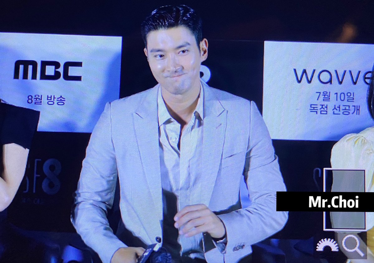 200708 Siwon @ #SF8 press con: 유이 양이랑 찰떡 호흡 자랑하며 인터뷰 내내 화기애애😆 올 베이지가 잘 어울리는 사람 드문데...역시 패완얼🤔 <a href="/siwonchoi/">Siwon Choi</a>
#siwon #siwonchoi #최시원 #崔始源