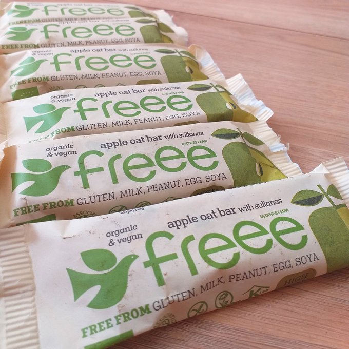 Doves Farm Apple Oat Bars