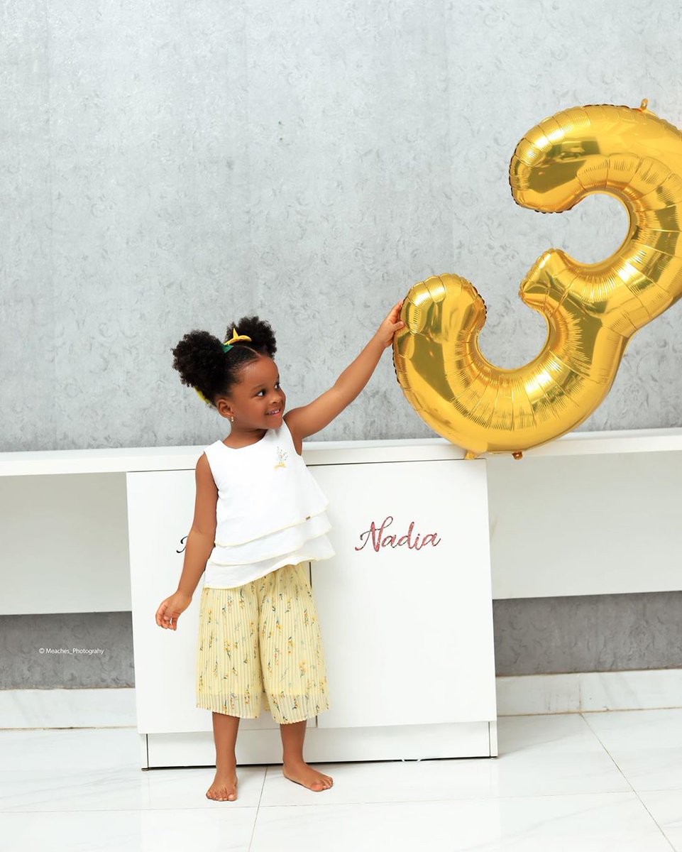 netgists's tweet photo. Popular Nigerian Music Star, Paul Okoye (Rudeboy) &amp; wife, Anita Celebrates their twin children (Nathan &amp; Nadia) on their 3rd birthday anniversary. https://t.co/5SuXKdux1Z