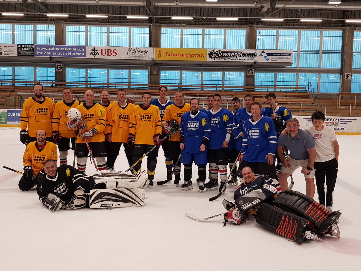 Schöne Tradition... für einmal im Sommer. Eishockey mit ehemaligen <a href="/Adcubum/">Adcubum</a> Kollegen 😅