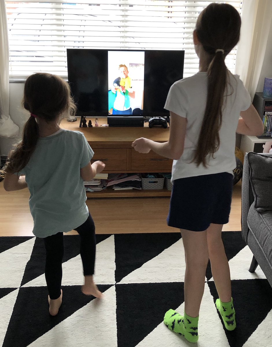 kellymcmaster4's tweet image. We started @CottinghamCofE Sports Day 2020 by dancing along to our teachers and yoga with Mrs Southcombe 🙂 
Long jump, speed bounce, throw and catch, target throw and leg kick activities done! Now having a well earned lunch break. #teamthink 
@stafford_pe