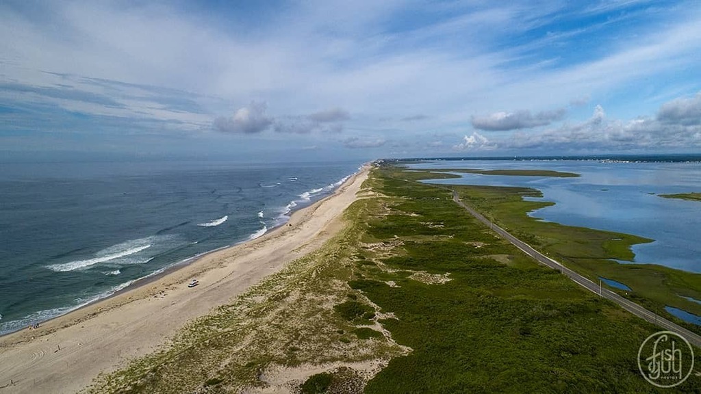 fishguyphotos's tweet photo. Dune Rd
Hampton Bays, NY
.
.
.
#duneroad #beach #beachlife #saltlife #fishing #surffishing #surf #surfing #beachbreak #drone #dronephotography #hamptons #hamptonbays #fishguyphotos https://t.co/QDwAfGp7vo https://t.co/HHOKzcY5yT