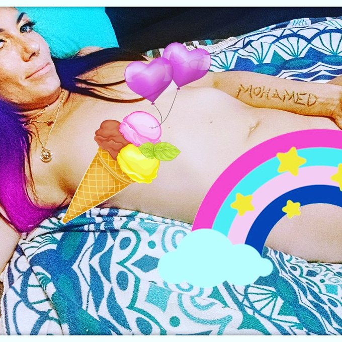 Come check me out at https://t.co/HSY17OyvHB https://t.co/J2cfOUFgee