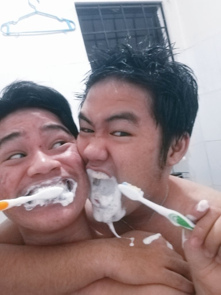 johnjohnleif's tweet photo. Sarap mag toothbrush 😂
I love you @_itspen 💖 https://t.co/GmAW4Xvm9O