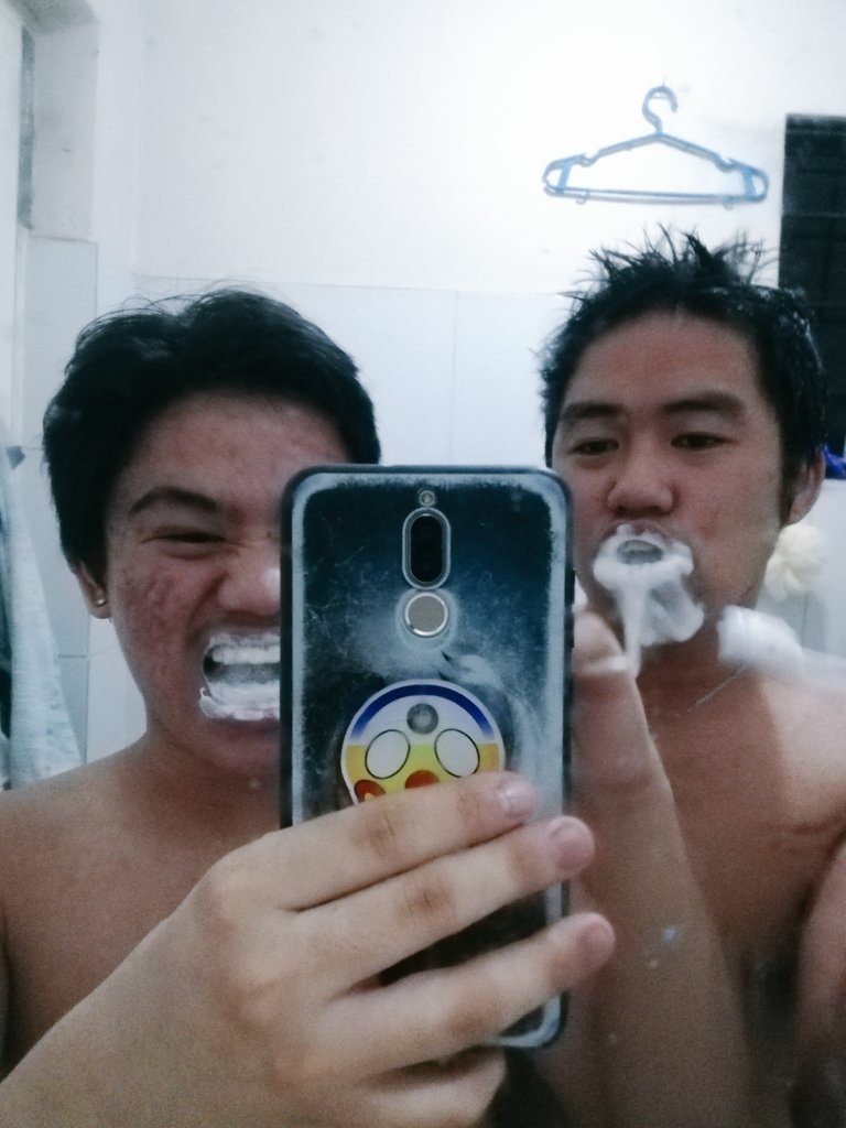johnjohnleif's tweet photo. Sarap mag toothbrush 😂
I love you @_itspen 💖 https://t.co/GmAW4Xvm9O