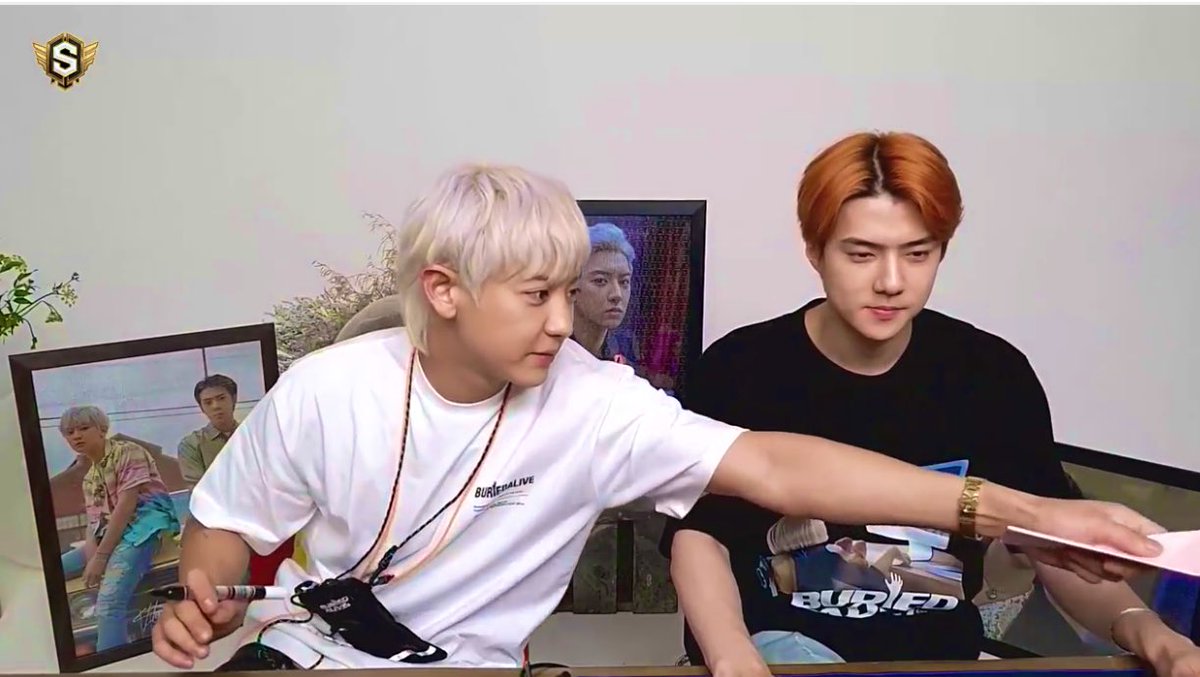 ErisBabyGirl619's tweet photo. @weareoneEXO EXO SC 💻🎧🎮🎮 @weareoneEXO @exoonearewe @B_hundred_Hyun @layzhang #weareoneEXO #EXO #엑소 #세훈 #SEHUN #찬열 #CHANYEOL #EXOSCGamePlay #EXOSC #EXO_SC #EXOSC_1BillionViews #weareoneEXO #SM슈퍼아이돌리그 https://t.co/NUC3mmShgM