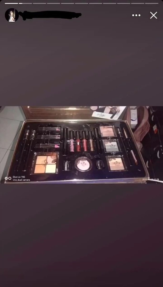 ShineJANELLA's tweet photo. FYI PA, this Paris Hilton make up cost P2,500! Kung nabigay sayo to ni Jea for no reason, kaya kayang nya din ung P3,600. But you do not deserve it cos u didn't work for it! Plus just because of that small amount, u ruined someone who has been good to you

JANELLA SALVADOR PA RIN https://t.co/jS2bjTOGyp