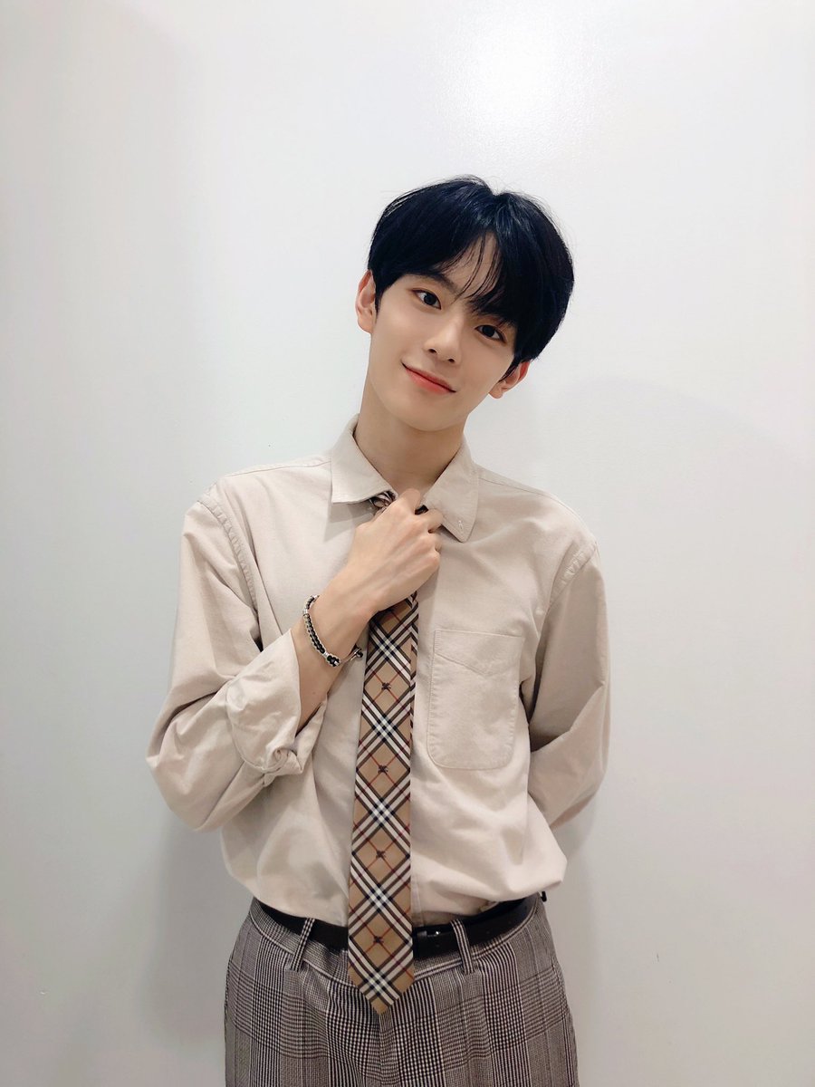 VERIVERY_OFFICIAL tweet media