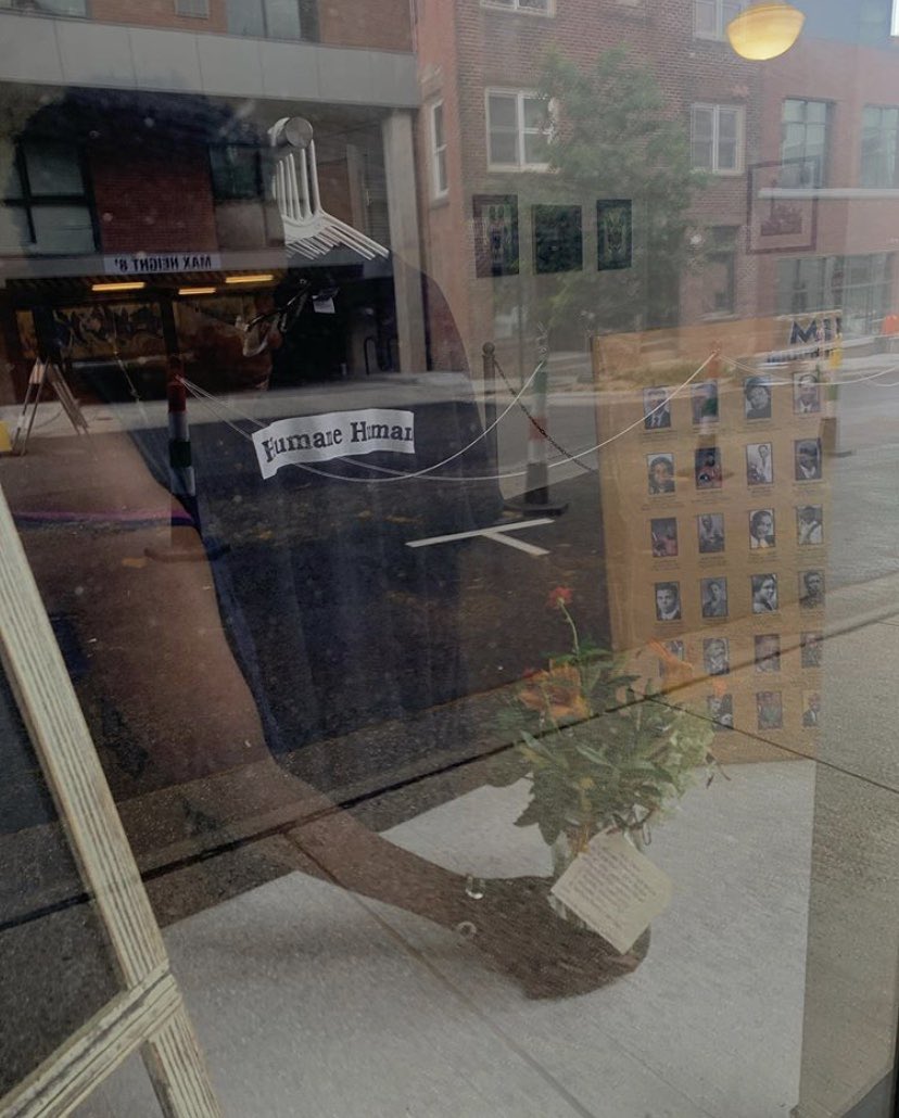 OfficialJustBlk's tweet photo. Shirts looking good in the window of @trulyajax’s art show, hosted by the #NoirCollective

#blackownedbusiness #blackcreatives #humanehuman #newproducts #facemasksforsale #justblk #justblkco #buyblackowned https://t.co/sbgpWAy0mN