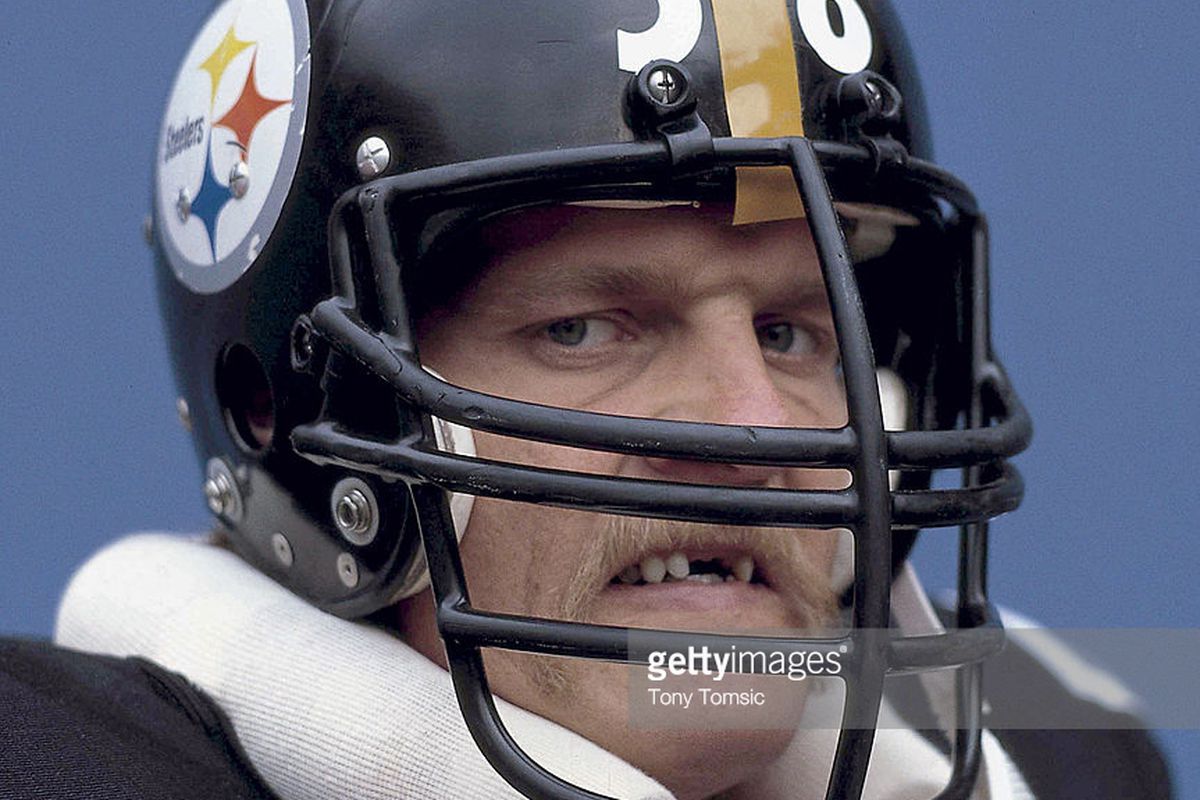 Happy Birthday to Pittsburgh Great, HOFer & # 58 Jack Lambert! 