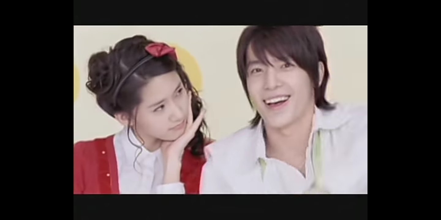 tia.♡ on Twitter: "13. SNSD - Kissing You (2007) x Donghae Donghae is so  ᵗⁱⁿʸ 😍 and his crooked teeth too! 😍😭 https://t.co/jvuoKyiYJ9  https://t.co/1Gf2IIRb1Y" / Twitter