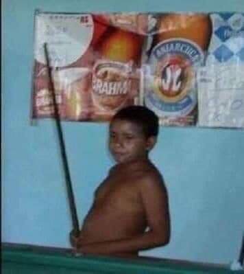 brutumemu's tweet photo. O filho do Leonardo. /// Se eu fosse filho do Leonardo https://t.co/0AdUigKnyJ