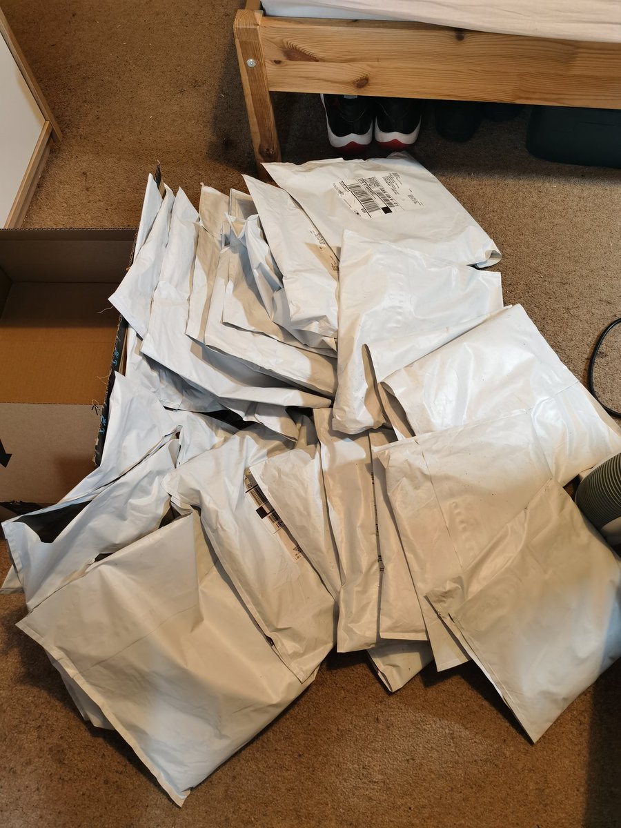 Fan0968's tweet image. Summer Tee.  Part 1

Bot: @MEKRobotics @VeloxPreme 
Group: @saucemonitorcn @saucemonitor @SkrNotify @Profess0r__ 
Proxy: @Profess0r__ @BullProxies @ChiCooked 
Fam: @DeanJiangY