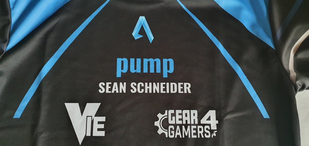 CSGO_pump's tweet photo. Thanks for the great Jersey!
Proud to be a part of the Aequitas family! 💙@AequitasEsport @ViedotGG @Gear4gamersNet #aequitashype #weareone #aequitas https://t.co/JwT9LNFIJ5