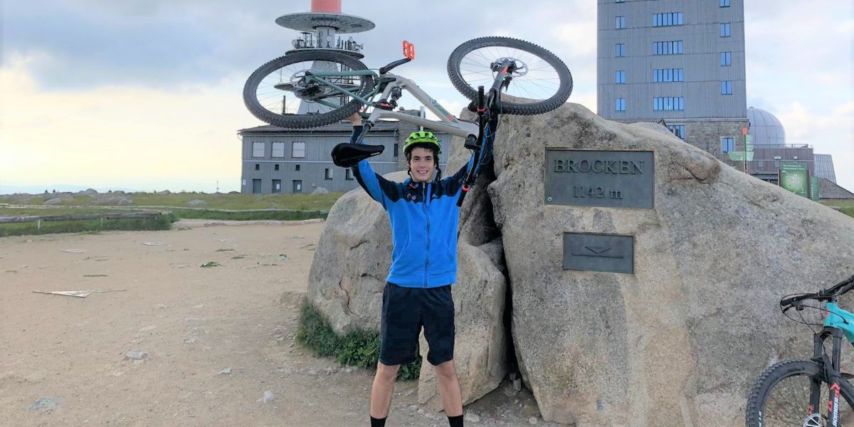 SUCCESS STORIES - Alejandro Sarró from Spain
Check out more about his story with @AKKA_Tech  and #theakkademy

Go on our LinkedIn account! 👉 fal.cn/392y1
#theakkcelerators #success #passionfortechnologies