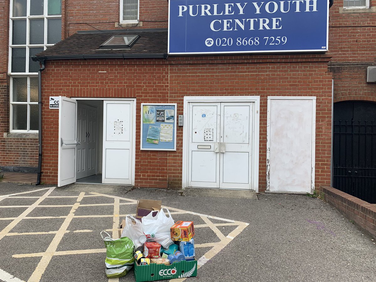 CaneHillParkRA's tweet photo. We are proud to support local foodbanks with the #OneTin initiative. Residents donate One Tin a week which is delivered to Purley Food Hub by our residents. https://t.co/Hj0NEWhKFJ