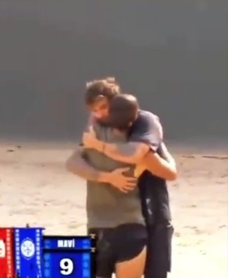 ne olaylar olmus bilmiyorum, online degilim pek ama bu 2 adamin her zaman yanindayim✨ #cembar