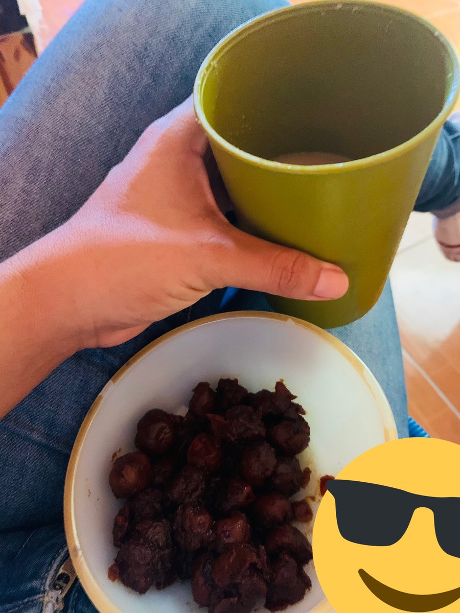 Ce_ly19's tweet photo. Tarde de pozolito y dulce 😋 #YaRegreso #MiTiktokerssFav https://t.co/4XilnYVmZd