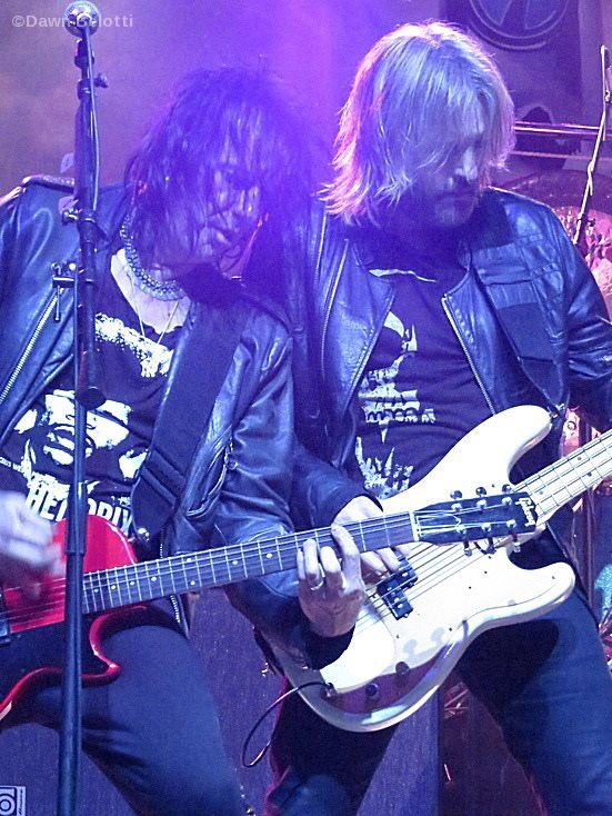 AgentRoyale's tweet photo. Big Happy Birthday to @chriswyse1 live onstage Rocking his #agentroyale #vampireskull tee along @scarlet_richie the emperor of Rock N Roll. #hollywoodvampires #tommyhenriksen #johnnydepp #tommyhenriksen #alicecooper #joeperry #nyc #la #toronto #richiescarlet πΈby @dawnbelotti https://t.co/gAQbT7vF5f