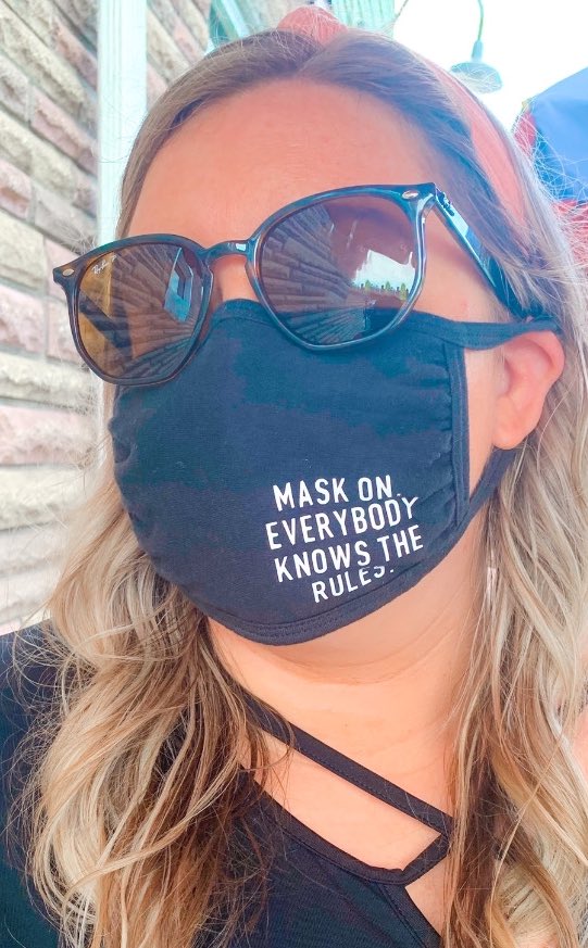 l_caulfield's tweet image. side business + caring about public health + an unhealthy luv of @stoolpresidente =