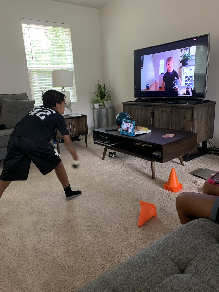 iCoachEXED's tweet photo. Today’s Mood! 🦅 Virtual Camp Week 3 - My boy looked alright in his new⁩ @KVonWallace⁩ gear though! #EaglesYouthAcademy #2ndGradeSean #Seananigans #SpringerNation https://t.co/0teQXAZiAp
