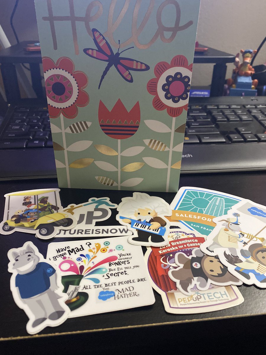 Andrea_Beth11's tweet photo. Thank you for the unexpected delivery @MsSteamGeek π
#Ohana #MoarStickers https://t.co/QdFEFsWuo0