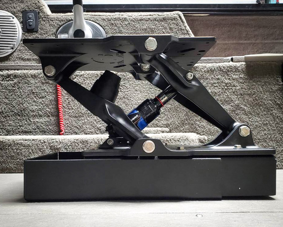 Fishntech Riser 
Fishntech offers 3' riser box for SHOCKWAVE S5 suspension for LUND and PRINCECRAFT boats!
.
.
.
@Fishntech_Inc @patrickcampeau @7bmo @reallybigcoast #shockwaveseats #s5 #marinesuspension #princecraftboats #lundboats #boatseats #montrealfishing #quebecfishing