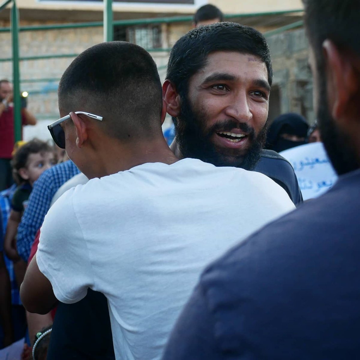 itzajz_'s tweet image. Alhamdulilah He Is Finally Free, Alot For Me To Learn From This Man, Subhanallah The Way He Took This As A Gift From Allah, Even Though He Is Innocent, May Allah Bless You All, My Family For Speaking Out And Rasing Awearness Ameen, Because I Can Tell You It Helped. #FreeTox