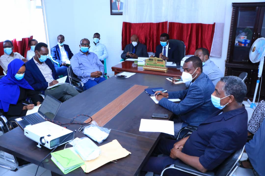 OmarAmoud's tweet photo. For the past several days days myself and senior #Somaliland MoHD staff are travelling to different regions #Togdheer #Sool #Sanaag to meet our  healthcare staff to oversee achievements and challenges in healthcare service delivery. 
We are committed to improve  health services https://t.co/X3fECv7wIl
