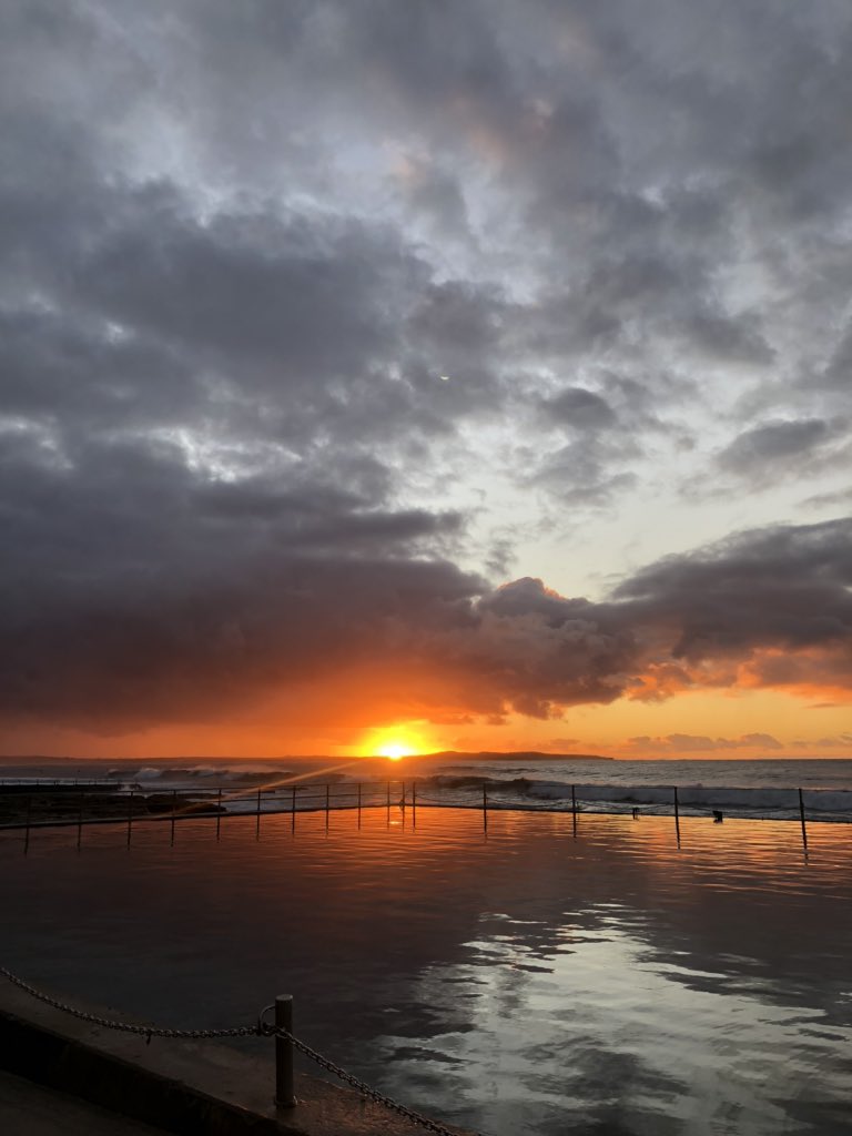 robcarterwriter's tweet photo. #writerscommunity #writerslife #cronullabeach https://t.co/krbSQbaLlT