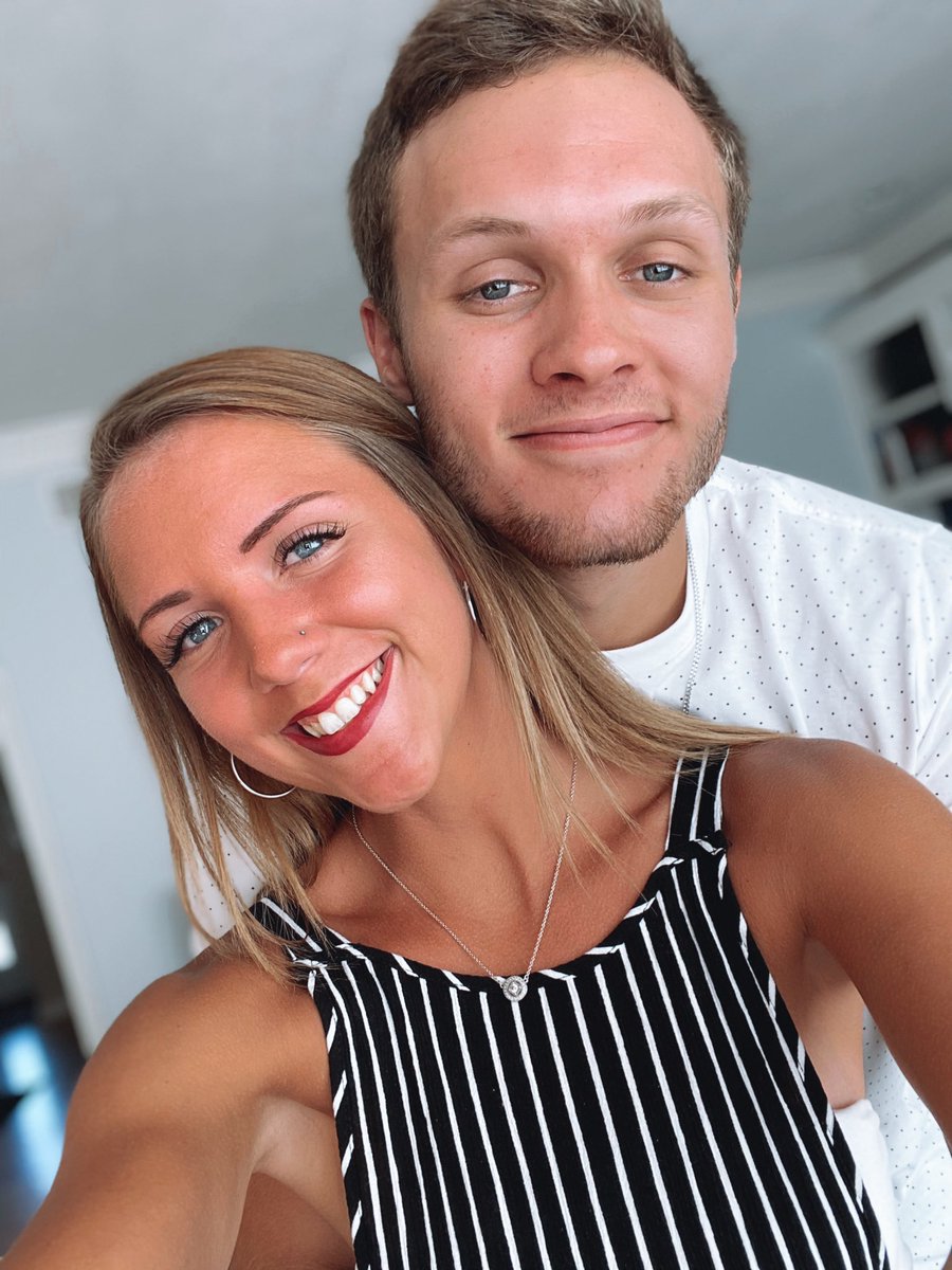 dinna date 🖤