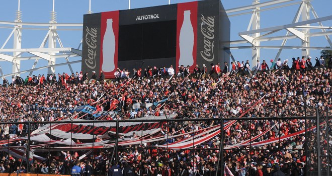 Visitantes_YA's tweet image. Los hinchas de #River en Santa Fe
#Objetivo2021  #QueVuelvanLosVisitantes
Si sos del #Millonario  y queres aportar mas imágenes, escribinos!