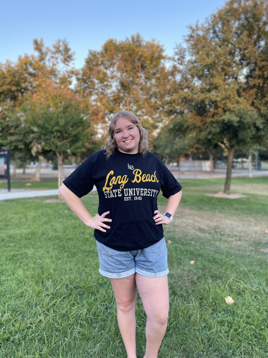 samiiitaylorrr's tweet photo. counting down the days :) #csulbbound #sharks #classof2024 https://t.co/i5hJtQOsGo
