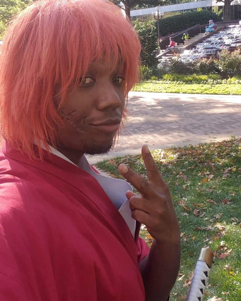 NinjaSenpai69's tweet photo. Cosplay shoot vs walking around con. Lol I'm def a whole goof but when it comes to my shoots I need my vision to come to life.
📸: hyphanation_creations
#NinjaSenpai #cosplay #blackcosplayerhere #kenshin #kenshinhimura #battousai #rurounikenshin #awa2019 #samurai #manslayer https://t.co/eTyW81U3Fk