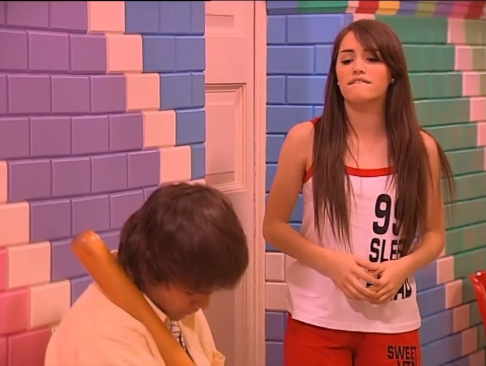 prideforle's tweet photo. dios esta escena tan cortita me dio años de vida https://t.co/8mkG7kxIN9