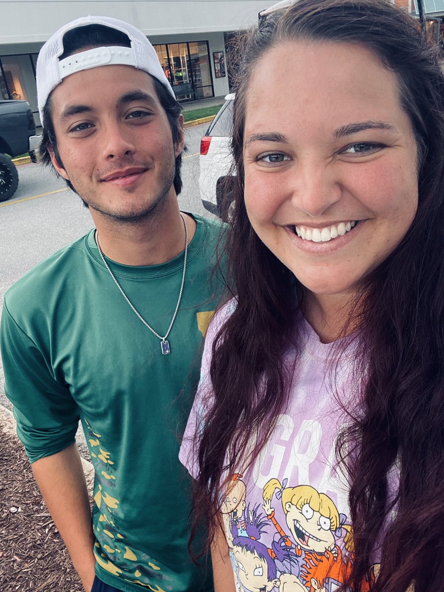 sav_holla's tweet photo. Went on vacation and met... @TheLaineHardy!!! Might have fangirled a little bit. 🤩 https://t.co/X5UlnAQlVG