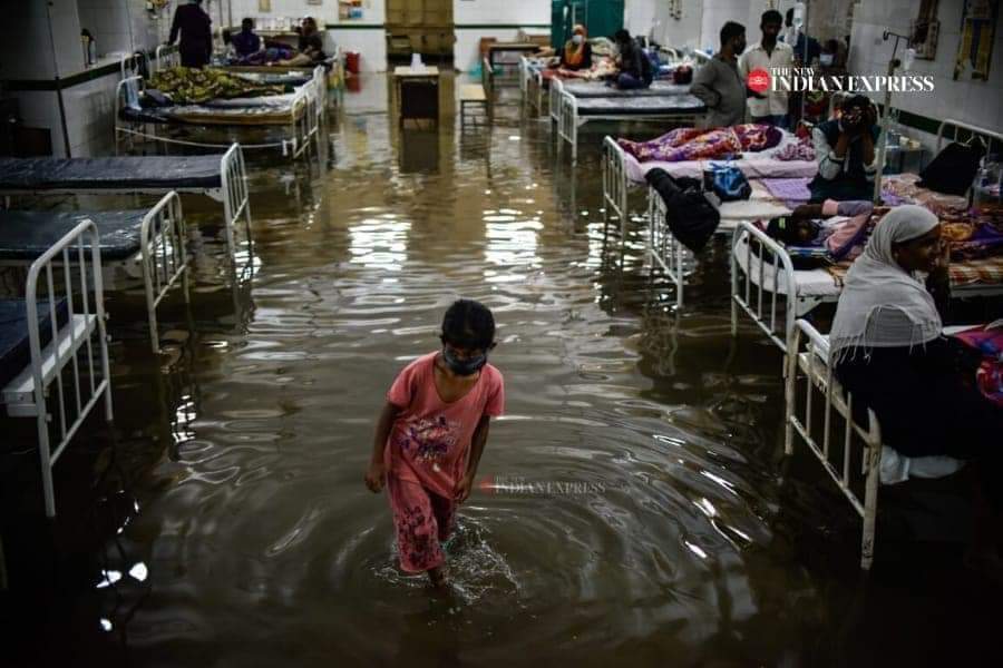 im_believer9's tweet photo. #OsmaniaHospital It is Run By The Government Of Telangana it is one Of The  Largest in The State. The Hospital Building structure is in Dire Need Of Repairs and Renovation
@iamakbarowaisi Many Times
Questioned in Assembly to Save the Hospital Govt is Failed @Eatala_Rajender https://t.co/OdB0y6Rnlb
