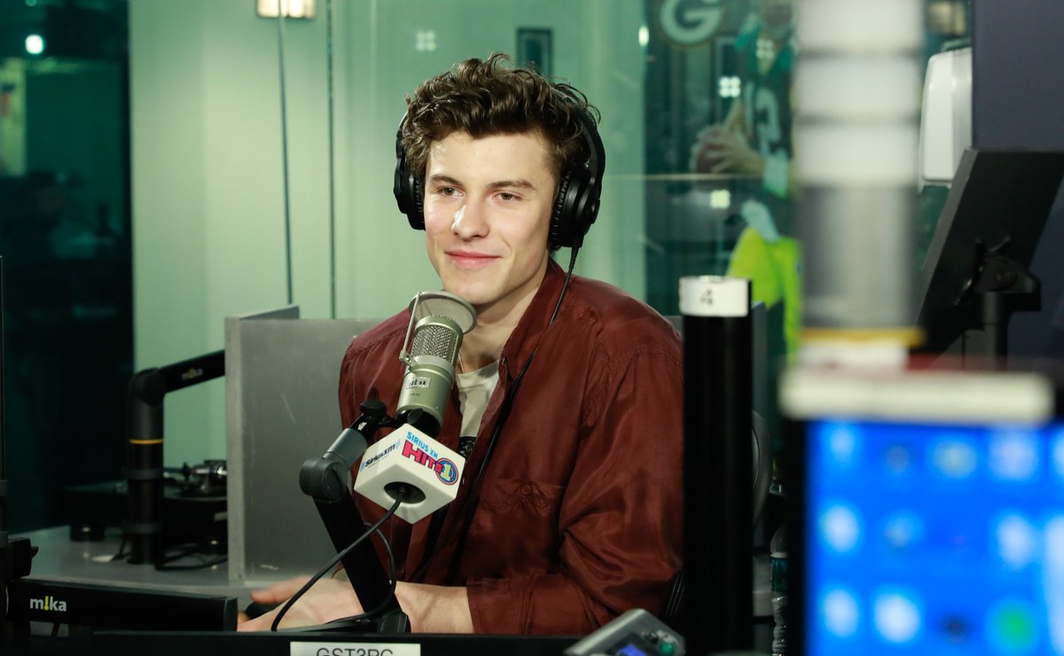 SiriusXMHits1's tweet photo. 👑👀💭 https://t.co/csnhEq8Opi