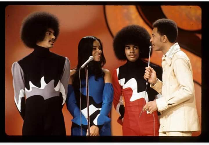 HansomRansom4's tweet photo. The Sylvers on Soul Unlimited 1973 interview  by Buster Jones.#thesylvers #soulunlimited #busterjones #edmundsylvers #leonsylvers ##olympiasylvers https://t.co/SkES9aOtH5