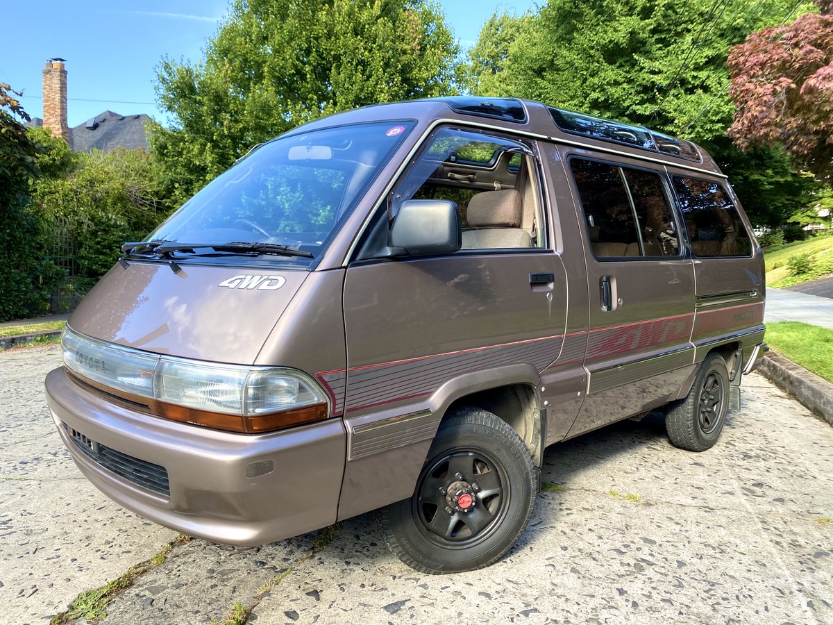 In a desperate attempt to extract some joy from 2020, we went to uncharted extremes: we bought a used Japanese minivan. Introducing our 1991 Toyota Town Ace. It makes me very happy.