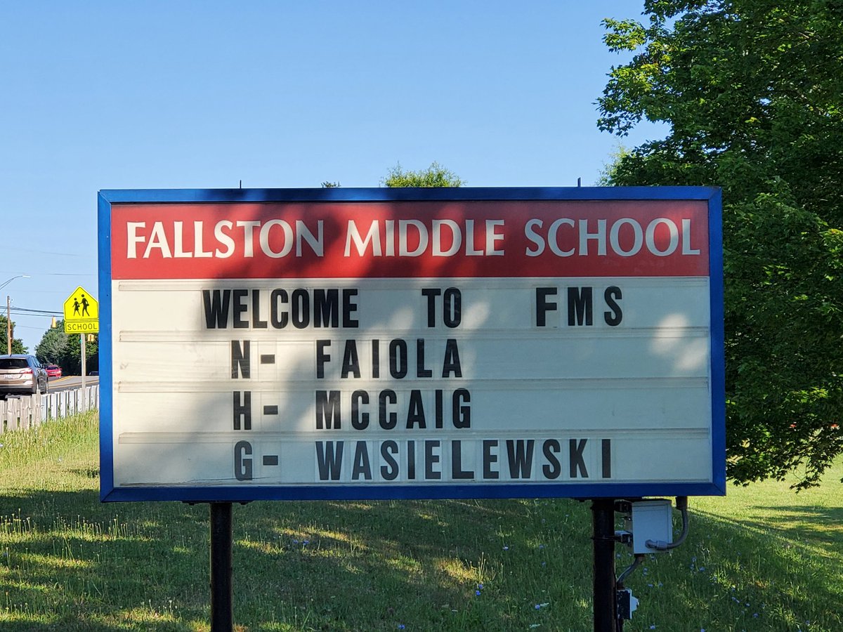 grandslamedu's tweet photo. Saw this on my drive into Fallston Middle School.  Thank you for the warm welcome! #hcps https://t.co/y5uNmT4LI9
