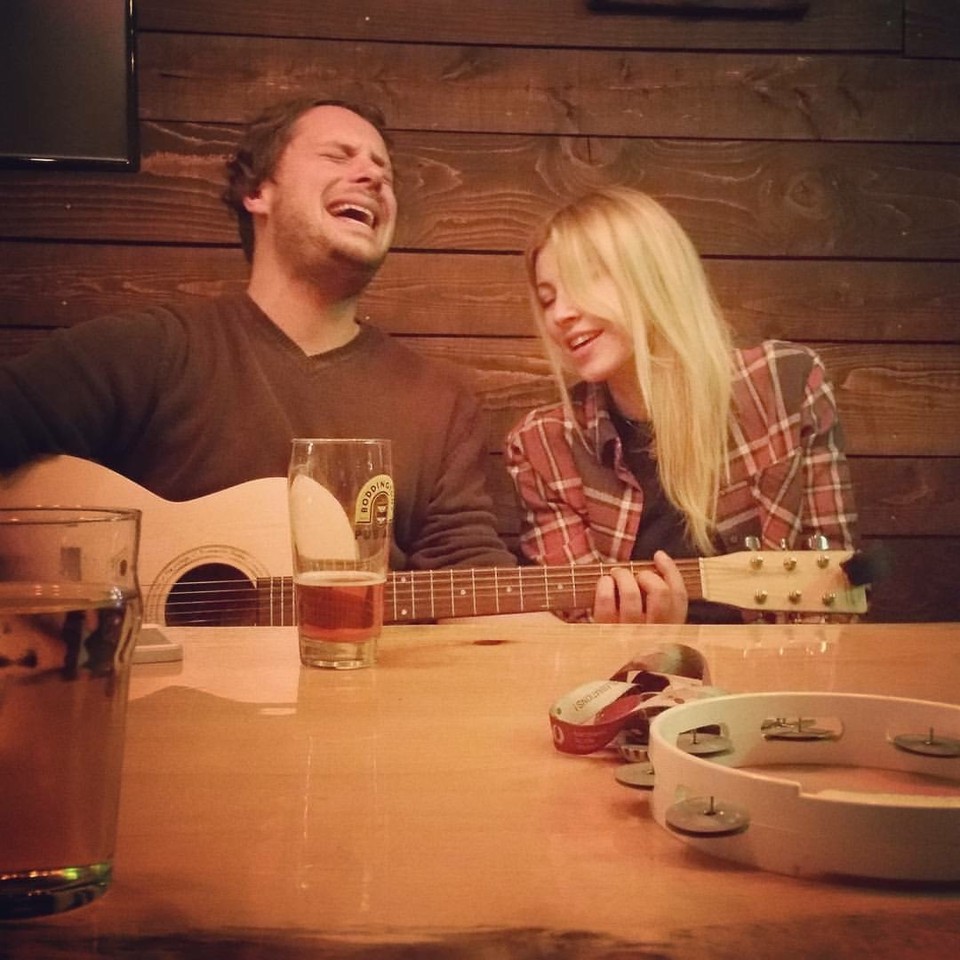 YardOfBlondes's tweet photo. Once #Lemmy said "No relationship can survive a girl or a guy being in a rock band, unless the other partner is also in a rock band" Vincent+Fanny followed that advice and created Yard of Blondes together in 2010 ♥️ #rocknrollcouple 🤘#badasscouple 😼#wisewords @myMotorhead https://t.co/pwCkRiTypK