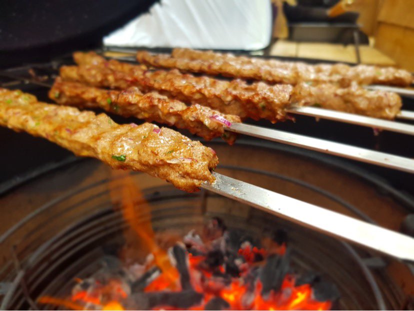 Monolithgrilluk's tweet photo. Beef kofta cooked on the Monolith LeChef rotisserie 🔥🙌🔥 https://t.co/EpEzdQDmjX
