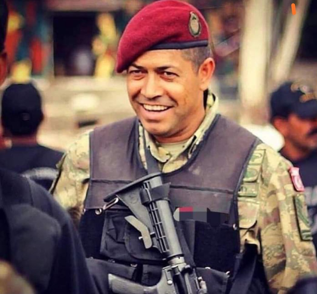 Şehitlerimizi rahmet ve saygıyla anıyorum. #15Temmuz