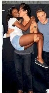 harry Styles pics tweet media