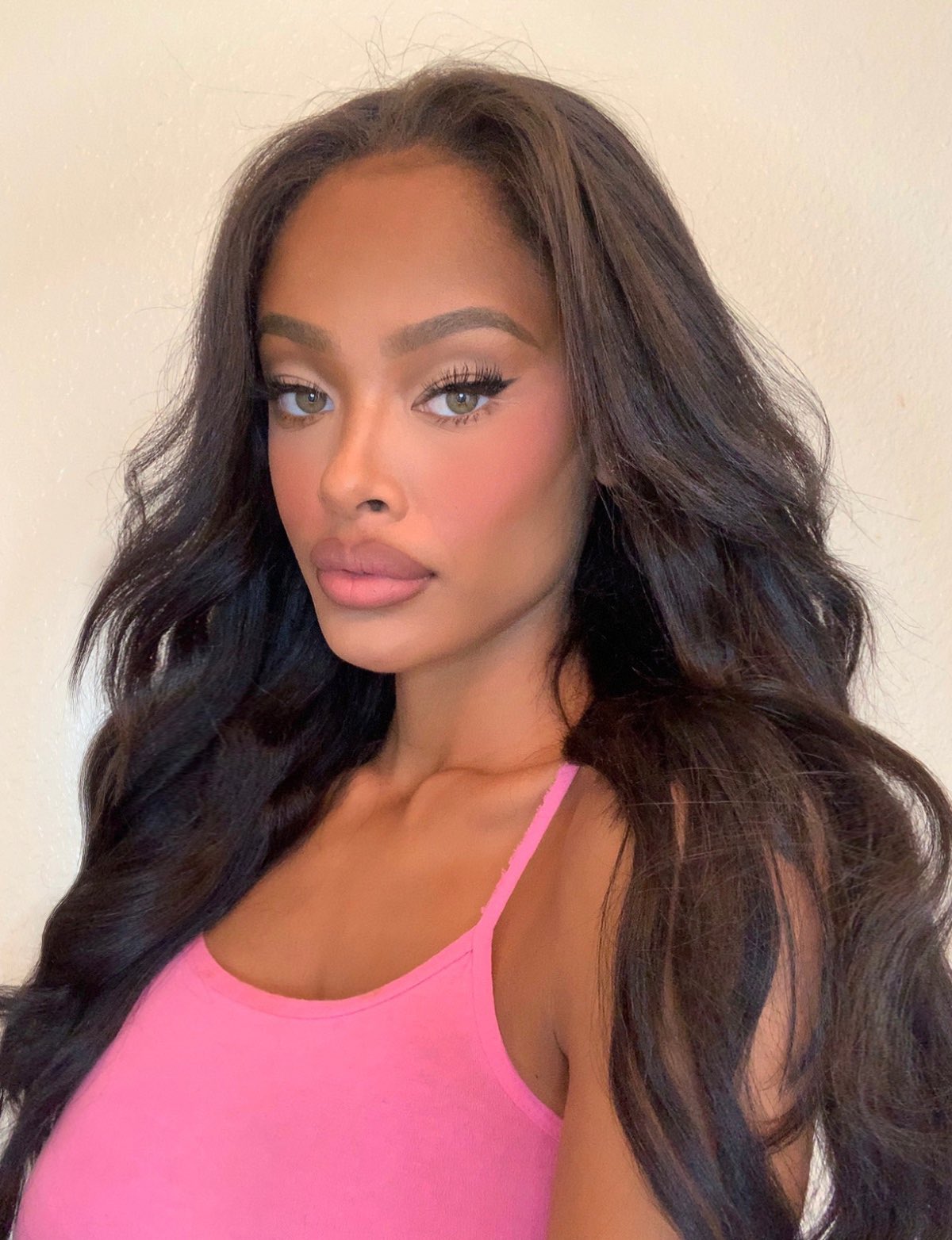 VINETRIA on Twitter: "on wednesdays we wear pink https://t.co ...