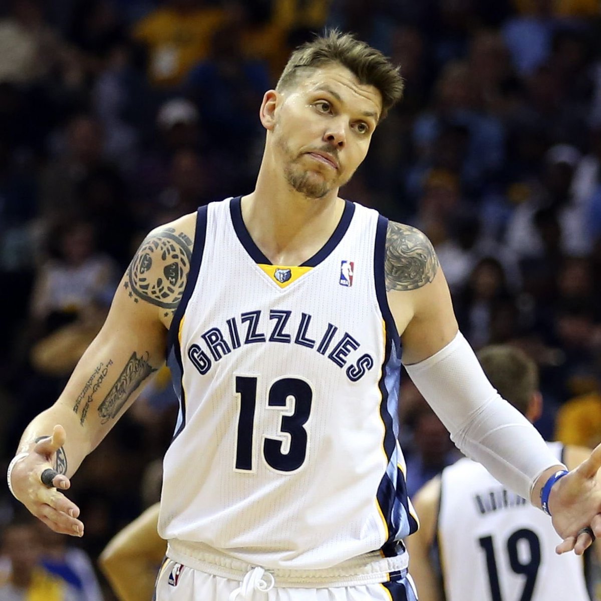 ULTIMATE_Preps's tweet photo. 👑🤴NEW KING @ HOUSTON🤴👑 Major moves being made in the city! My favorite shooter &amp; TRUE GRIZZ, Mike Miller @MikeMiller_13 is the NEW Head Boy’s Basketball coach for 🐎Houston Mustangs 🐎! Great friend of King James, who thinks Lebron will NOW come to the city!? 😳👀👑 https://t.co/e1kZzKaA1q