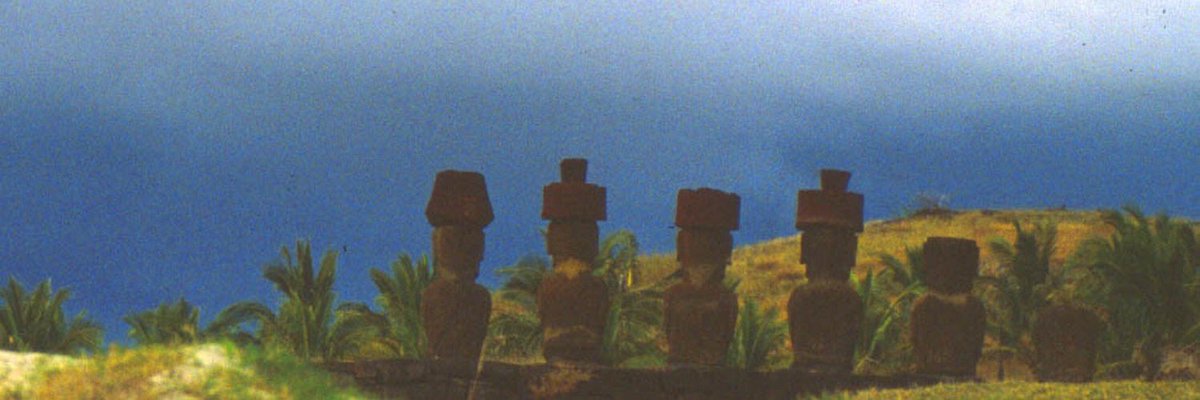 a_saba78's tweet photo. @kesskoppel Thanks a lot, Kerstin 🙏🏻🗿🗿🗿 Very fascinating island that I visited years ago and where I admired the petroglyphs rich in symbols of man-bird and female genitalia.
#Orongo #Anakena #EasterIsland
my 📷 https://t.co/R61fZnJAUc