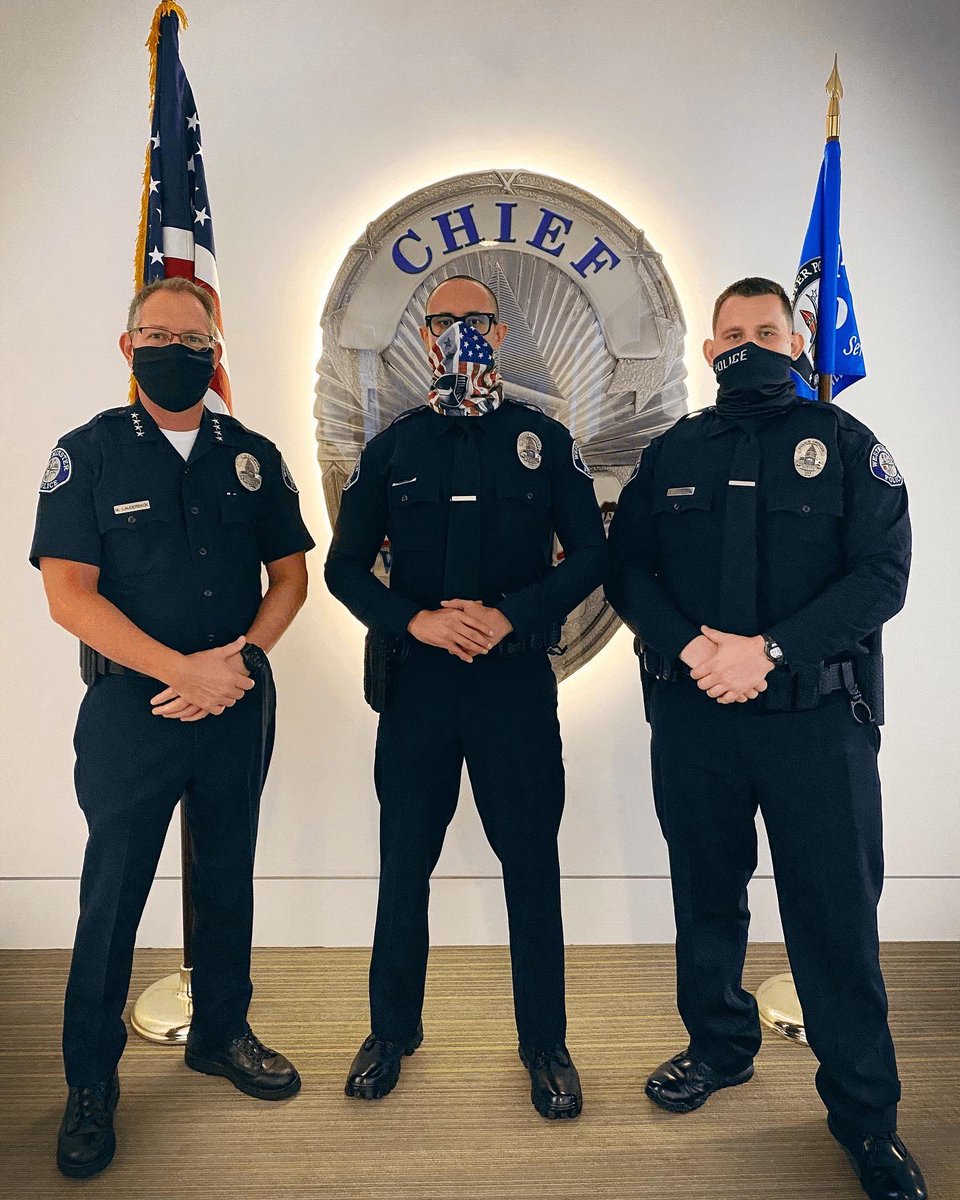 WestminsterPDCA's tweet photo. Please join us in welcoming Officer Carrillo (middle) and Officer Bouffard (right) to the Westminster Police Department! 🚔 🎉

#wpd47 #joinwpd #westminster #police #servicewithintegrity #welcome #wednesday #SwornIn #Congratulations https://t.co/P3Lbz0LeMz